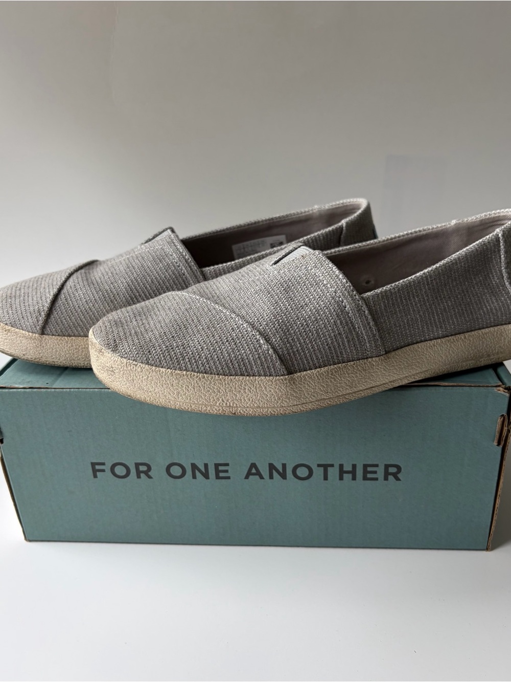 Toms Canvas Shoes